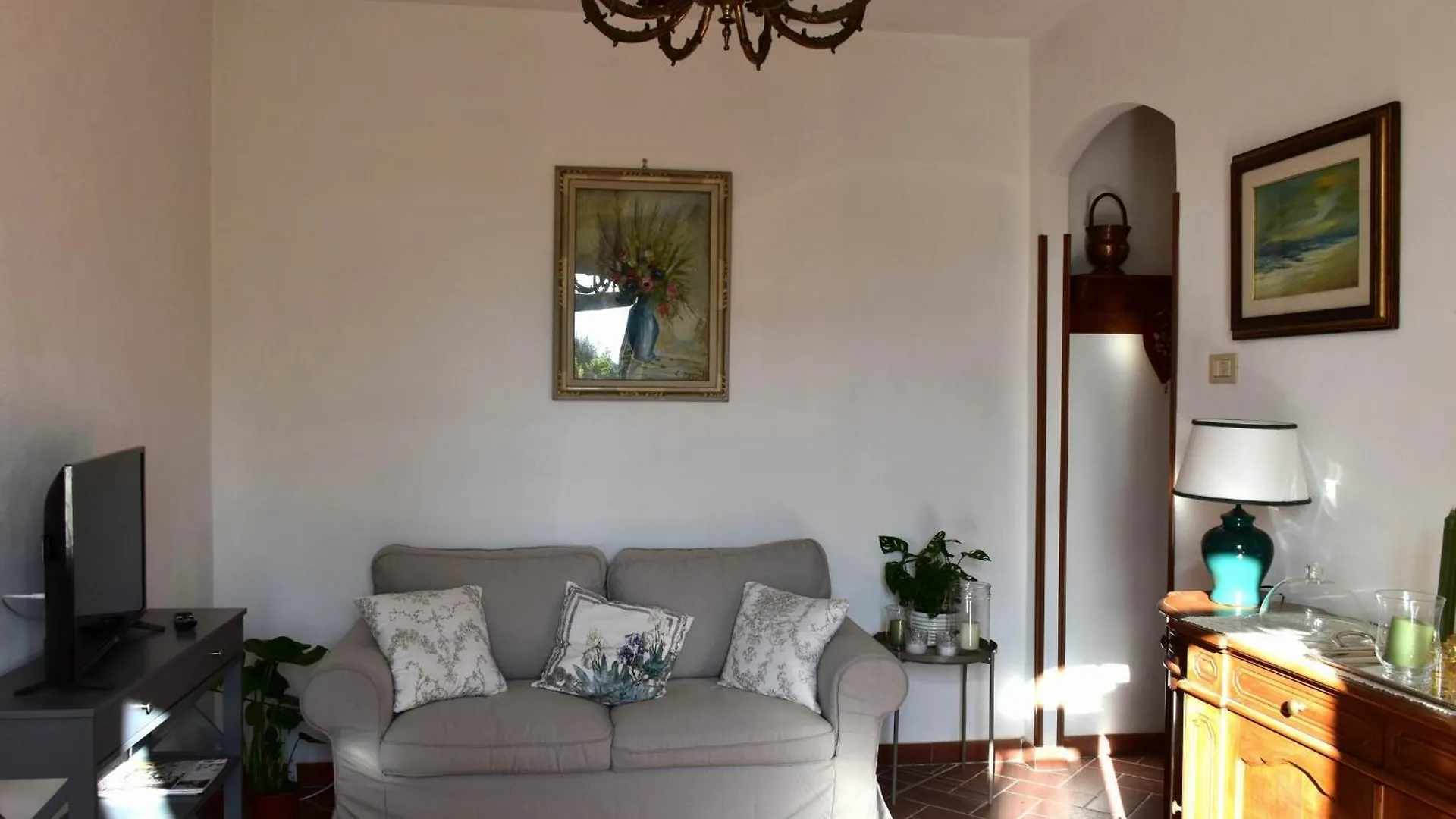 Casa Aia Sole With Pool, A/C, Garden, Barbecue Daire Massarosa 0*,  İtalya