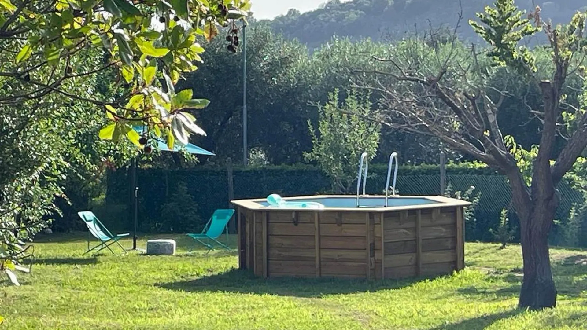 Casa Aia Sole With Pool, A/C, Garden, Barbecue Daire Massarosa